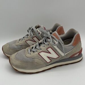New Balance Women’s 574, Gum sole